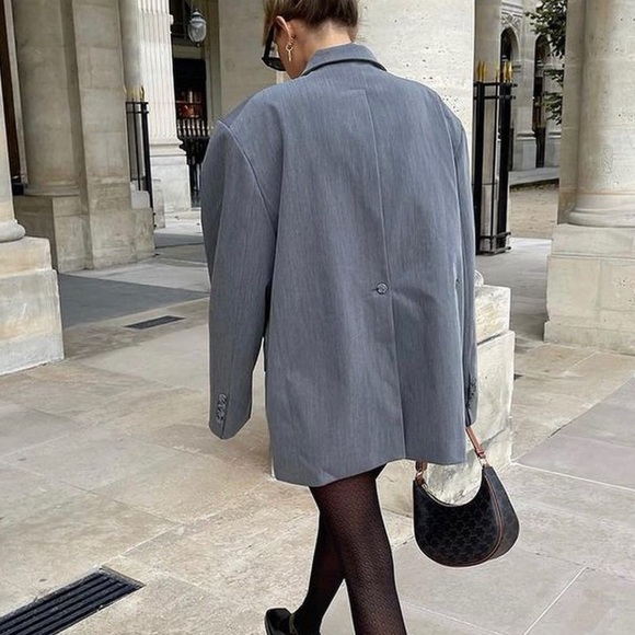 Storets Hailey Open Back Oversized Blazer - Picture 4 of 7